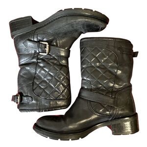 Aquatalia Black Leather Ankle Quilted Buckle Moto Grunge Mid-Calf‎ Boots Sz 6.5